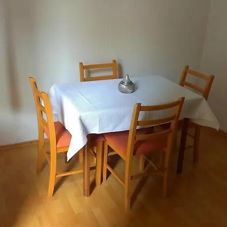 Apartment Dugi Sokak *